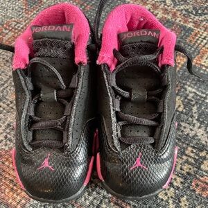 Toddler Nike Air Jordans size 6C